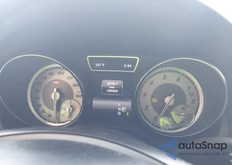 2015 Mercedes-Benz Cla 250 z USA, uszkodzony, nr VIN WDDSJ4EB2FN203478